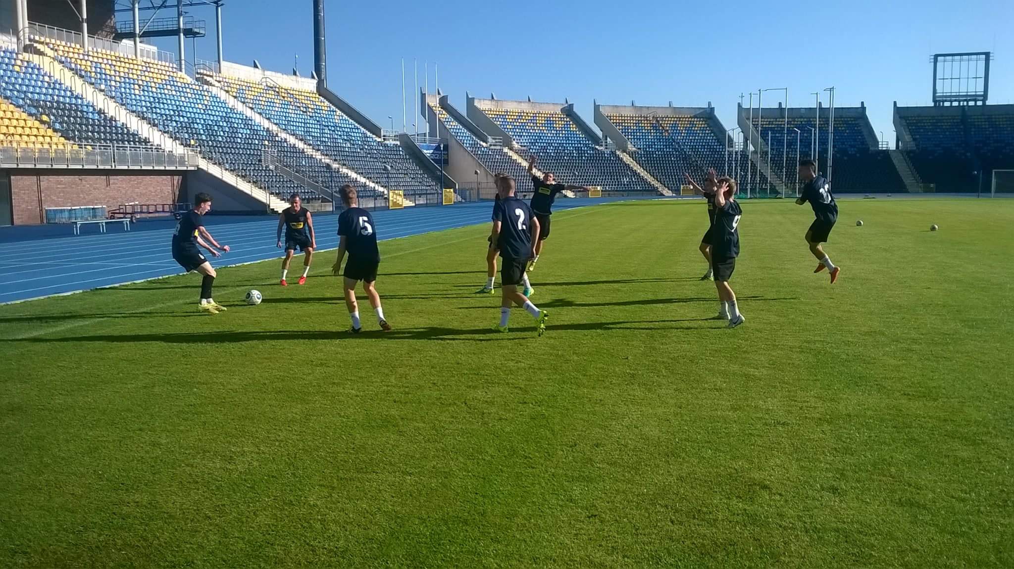 received_1275836105844279