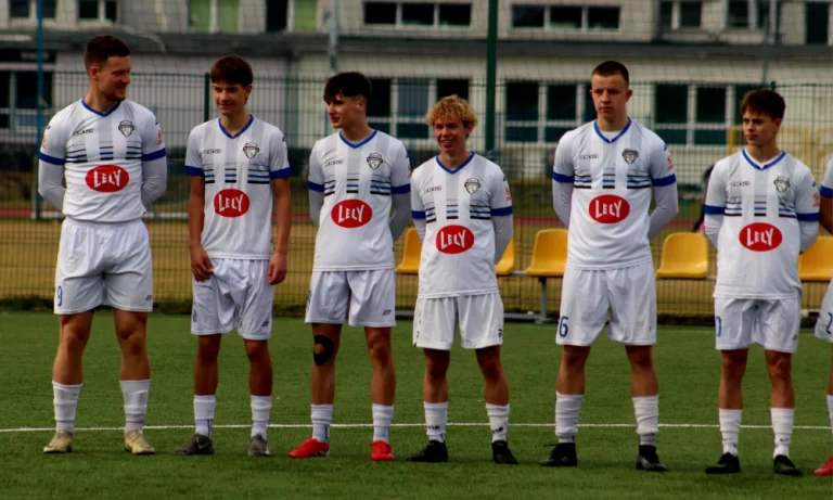 Kolejka, która może „przemeblować” tabele